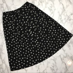 Vintage Black and White Pleated Skirt 12P